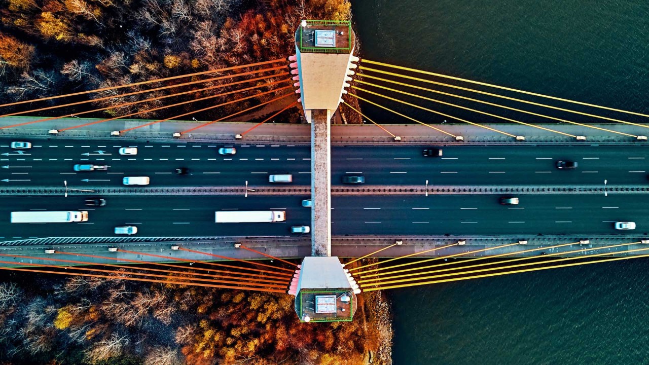 acolad thumbnail - aerial-bridge