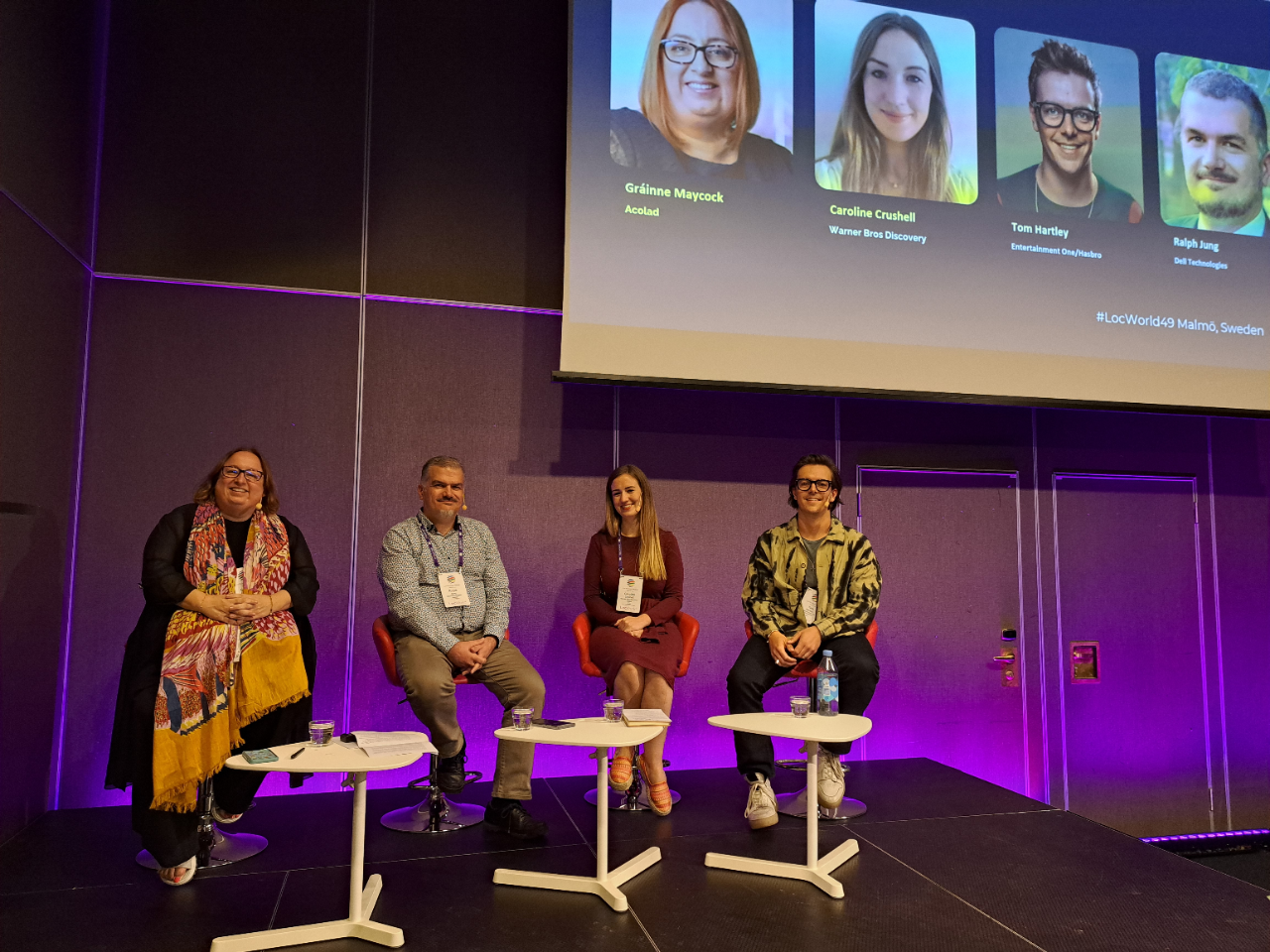 Gráinne Maycock animant la conférence « Comment la localisation génère de la croissance dans le secteur du divertissement » aux côtés de Warner Bros, Hasbro et Dell au LocWorld49 (Malmö, Suède)