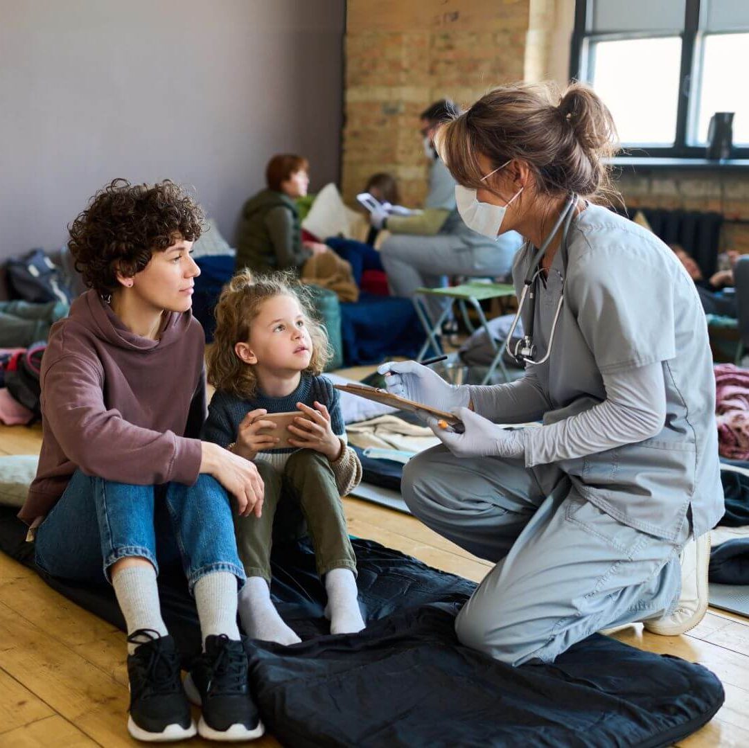 Interpreting services for migrants, refugees, healthcare, legal or international institutions Interpreting services for migrants, refugees, healthcare, legal or international institutions