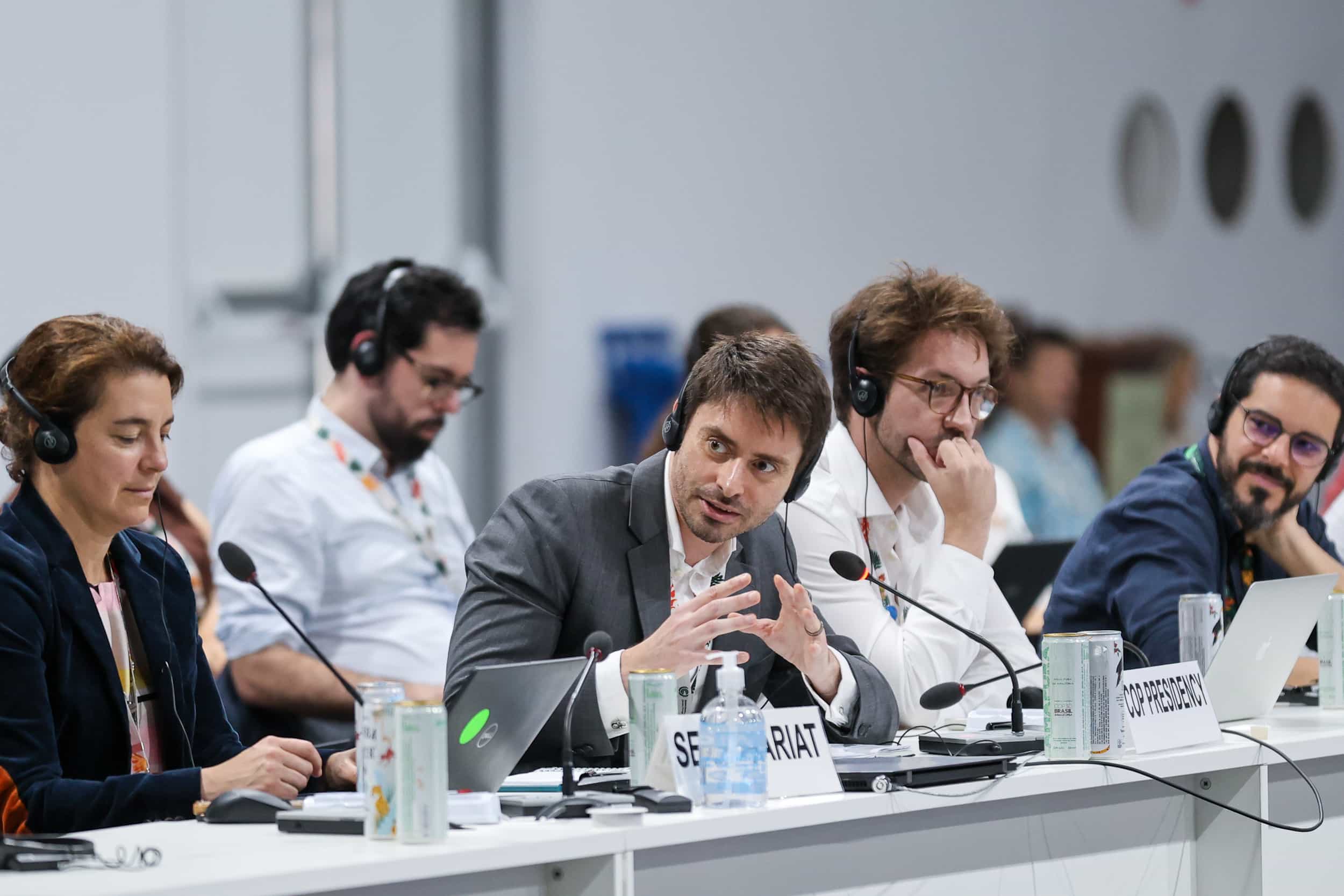 COP30: Interpretação de conferência para permitir as conversações mundiais sobre o clima | Estudo de caso